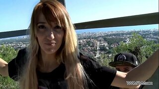 Glasno crvenokosa milf otprilike busili da joj dupe na javnom Glasno crvenokosa milf otprilike busili da joj dupe na javnom