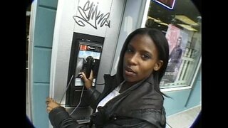 לבאָ - אפריקאנער Ngels 03 - סצענע 1